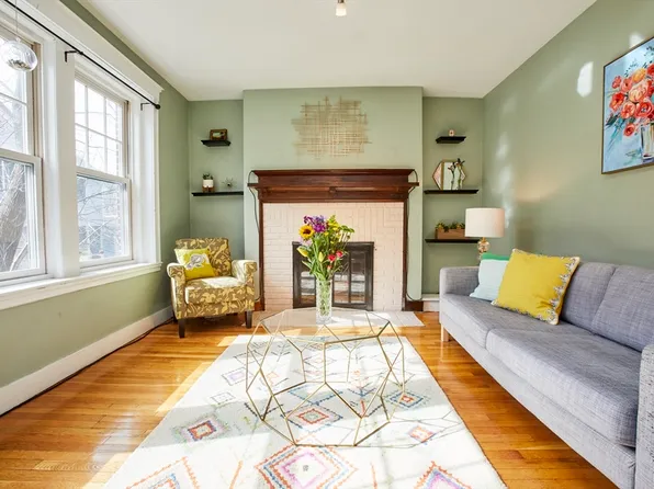 11 Vinal St APT 5, Brighton, MA 02135