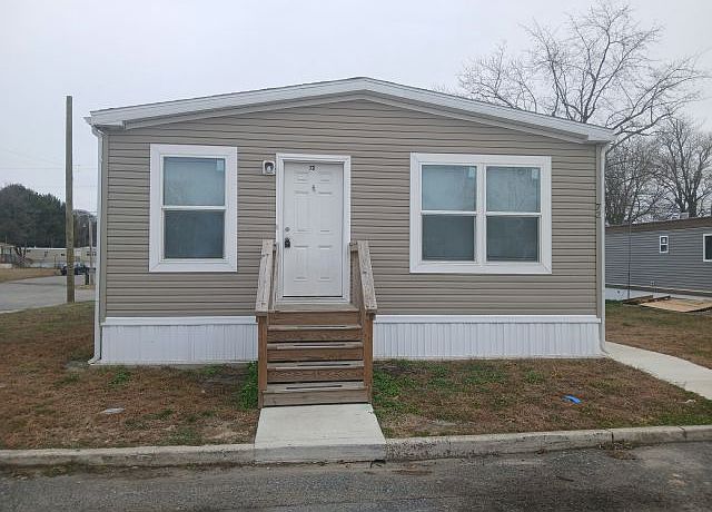 1st image of 868 E Commerce St #72