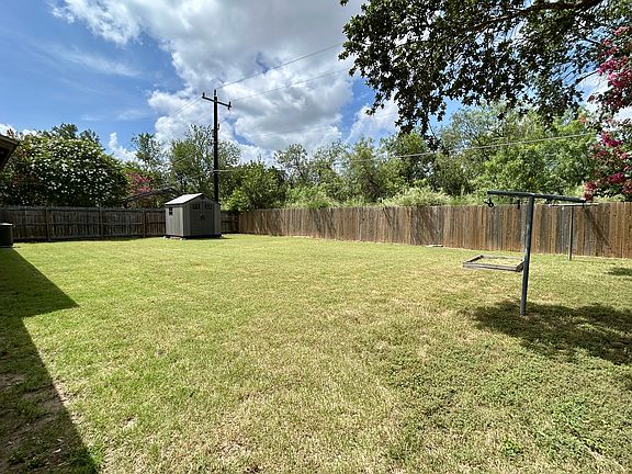 4th image of 7430 Slippery Elm Dr
