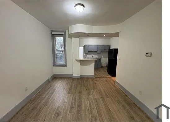 2728 N Newkirk St — Photo 3