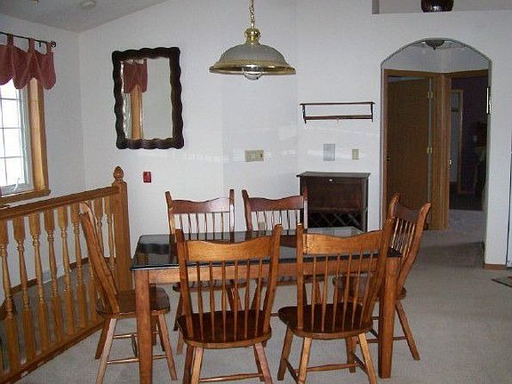 2nd view of dining area