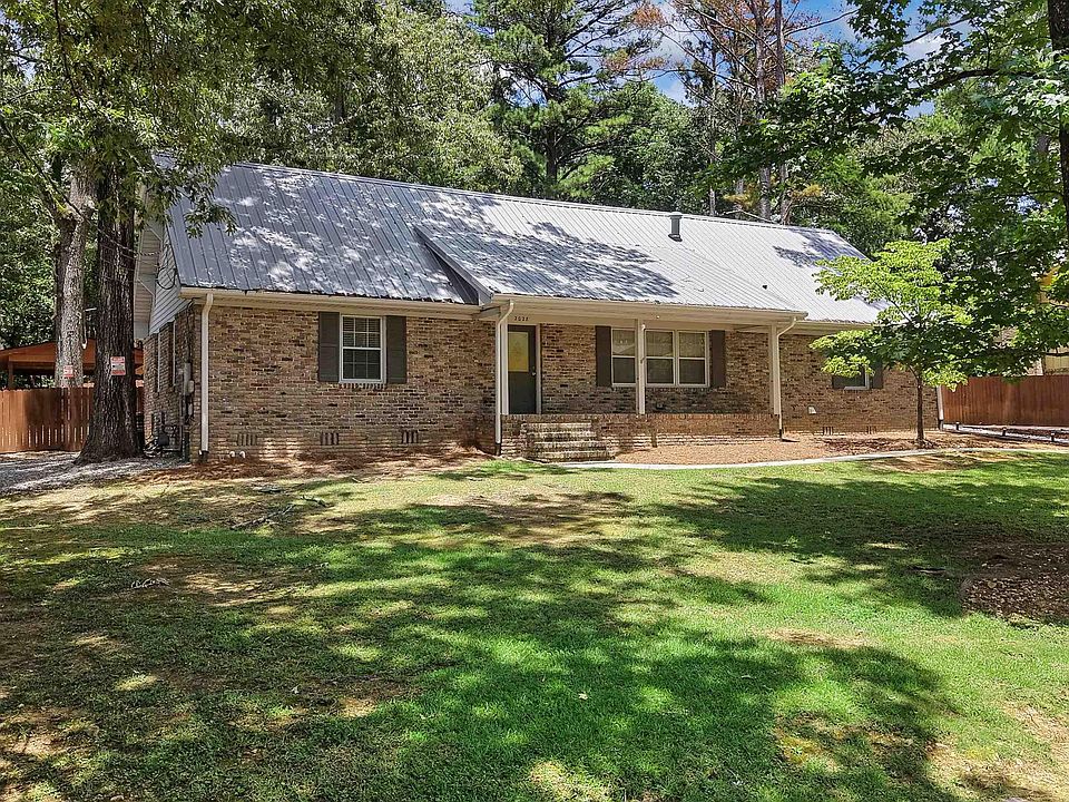 1st image of 2028 Weeping Willow Ln