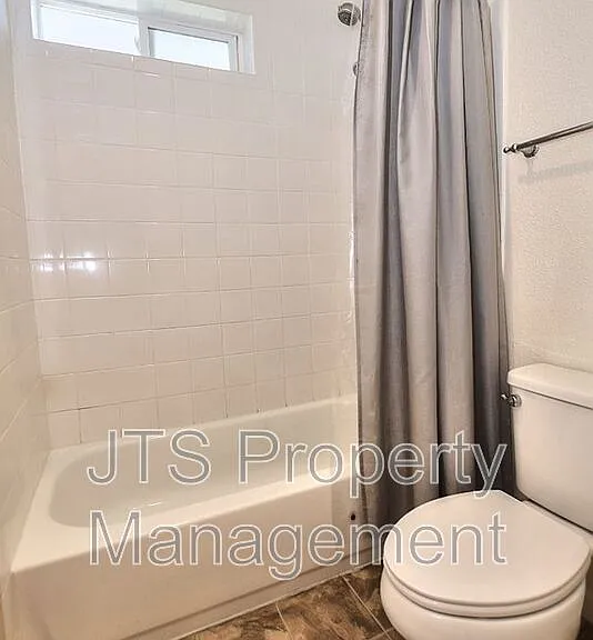 2515 Merrychase Dr #S — Photo 30