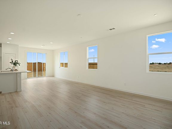 5th image of 3632 Camino Mia Ct