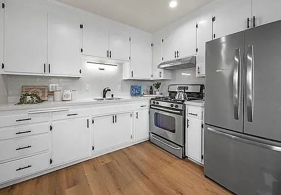 3829 Brookdale Ave — Photo 2