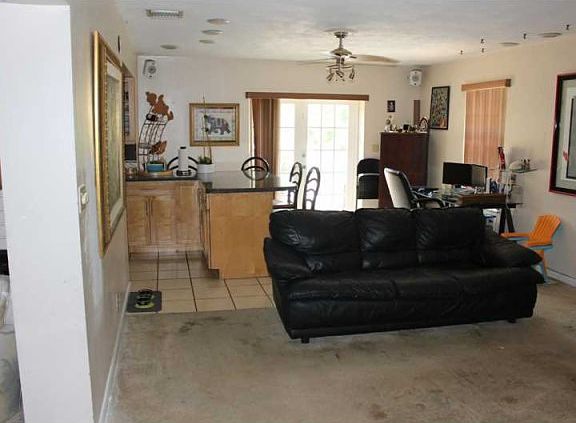 3rd image of 9550 Haitian Dr