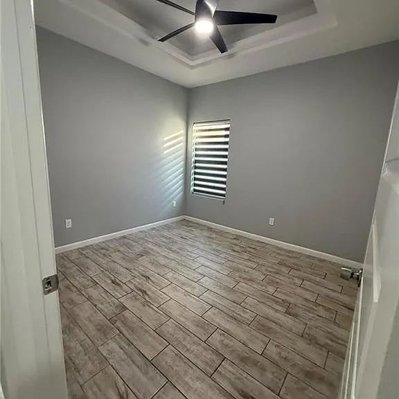 1316 S Xanthia St #4 — Photo 3