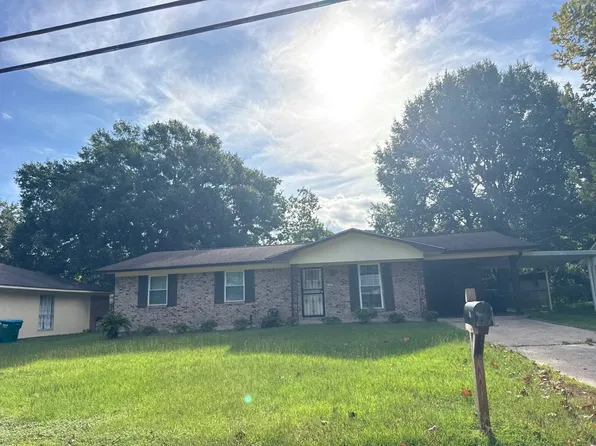 103 Stennis Ave, Ocean Springs, MS 39564