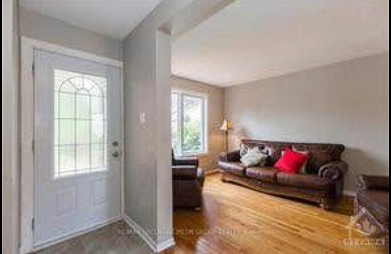 Ottawa House for rent - 3 Bedrooms — photo 6
