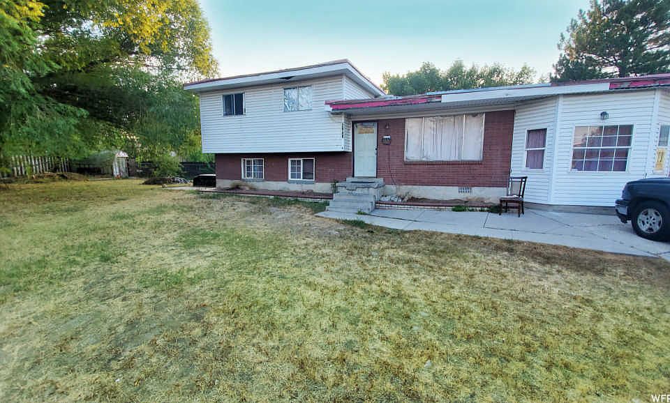 1st image of 2940 S Wendy Cir