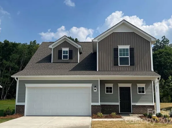 2937 Parkwest Dr, Albemarle, NC 28001