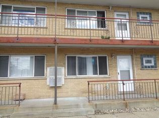 5720 W 95th St APT 2, Oak Lawn, IL 60453