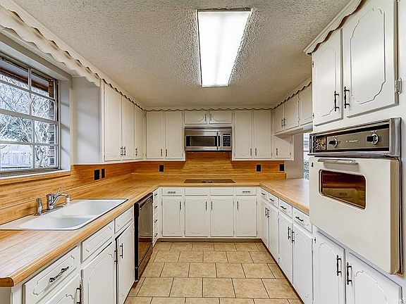 2nd image of 7255 Church Park Dr