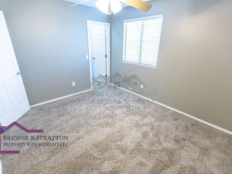 5816 W Gwen St — Photo 35