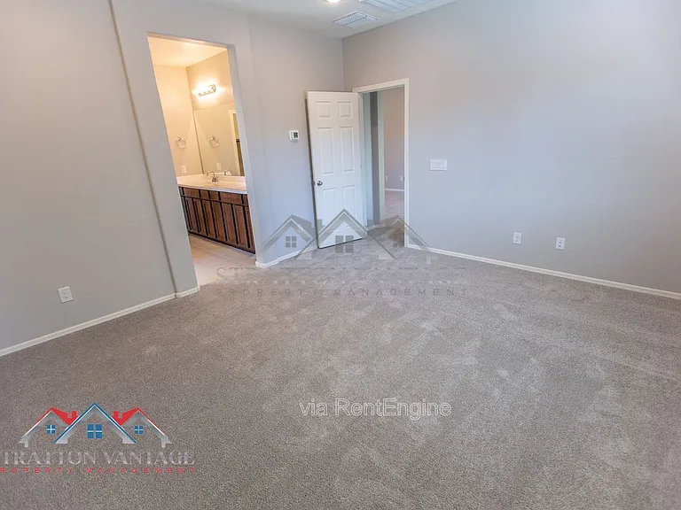 495 E Rio Pl — Photo 24
