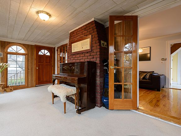 2nd image of 3 Highland Ave