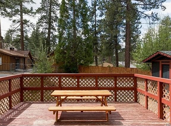 4th image of 440 Chip O Wood Ln