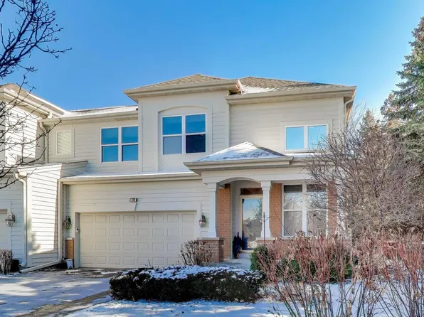 773 Sarah Ln, Northbrook, IL 60062