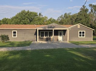 1301 N Front St, Salina, KS 67401