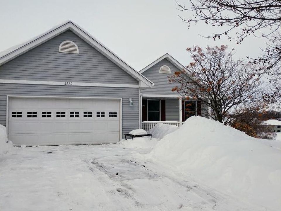 1st image of 2532 Briar Oakes Blvd