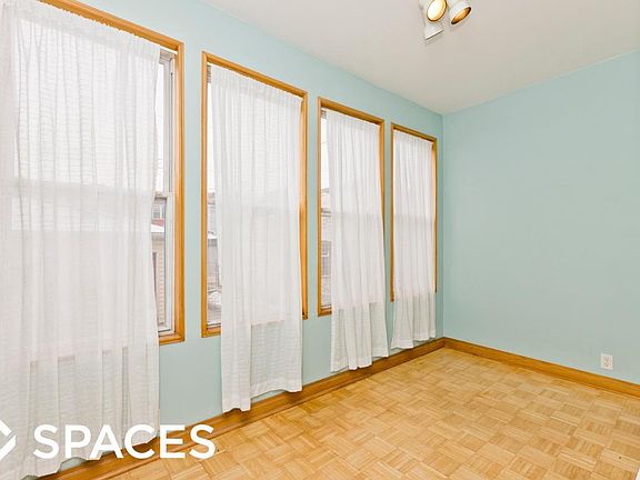 5th image of 3518 N Oakley Ave #1F
