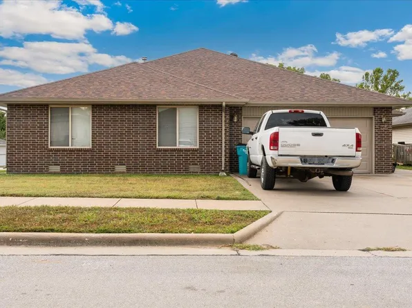 2432 W Deerfield Street, Springfield, MO 65807