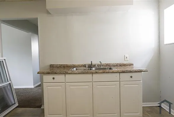 4225 W 22nd St #4 — Photo 6