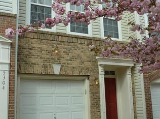 5302 Chieftain Cir, Alexandria, VA 22312