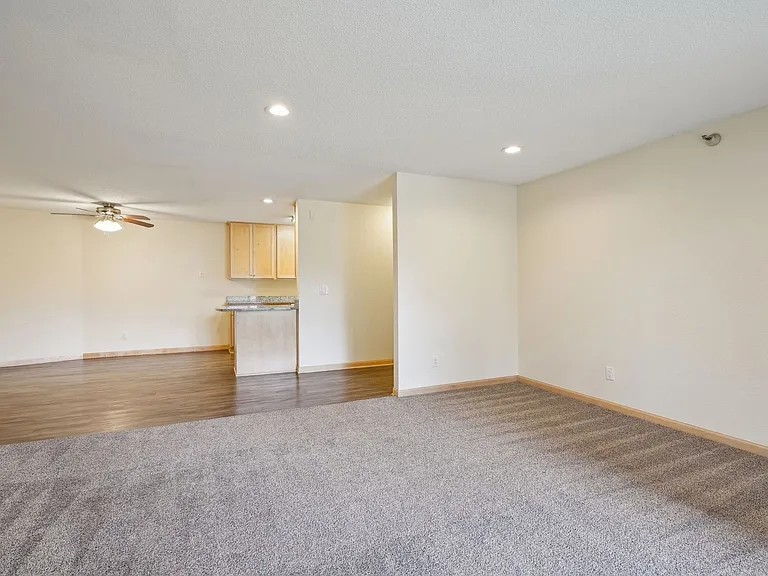 Park Place Apartments in Burnsville — Photo 44