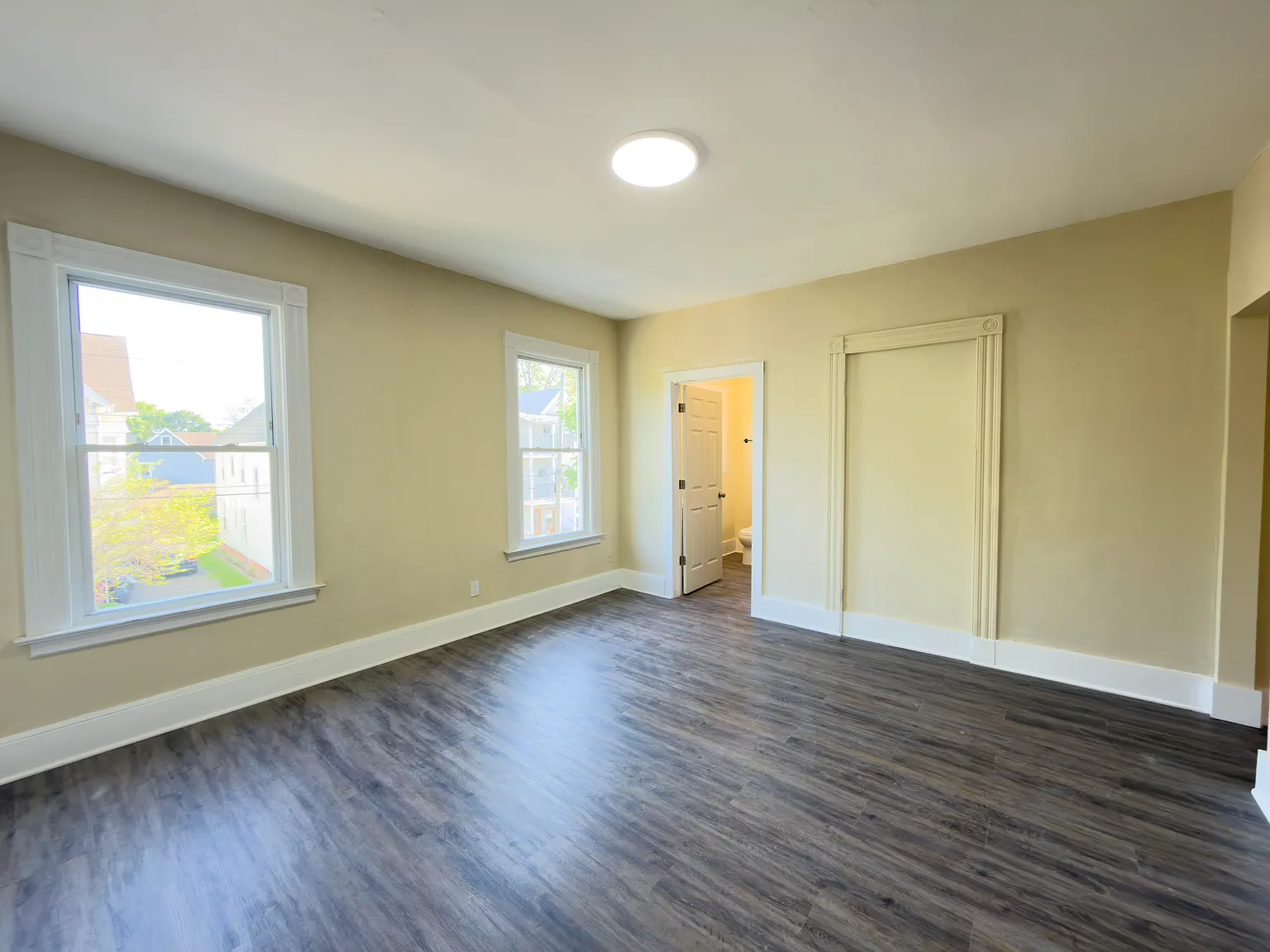 4 bed, 1500 sqft, $3,000 — Photo 4