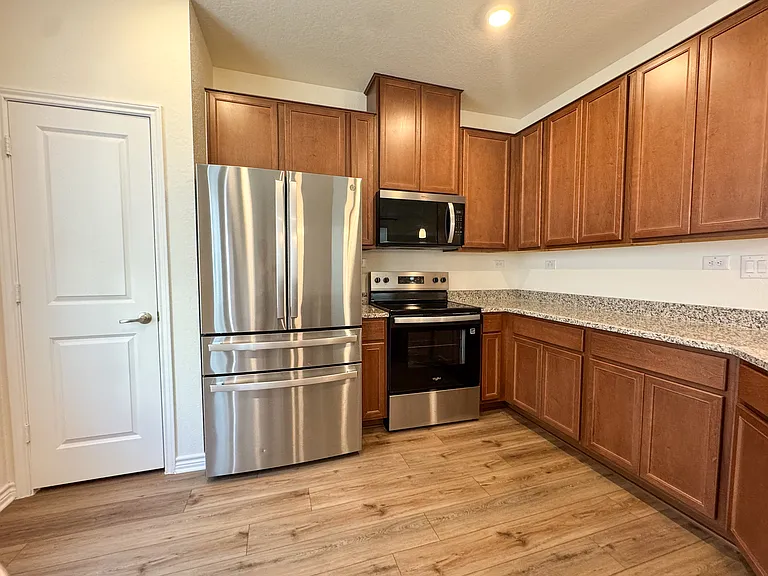 14839 Vance Jackson Rd #1005 — Photo 3