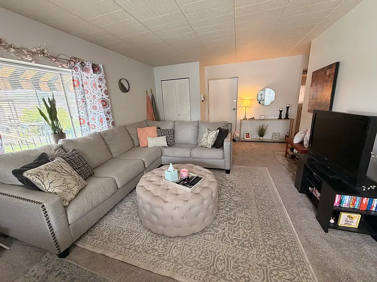1101 Mount Royal Blvd #201 — Photo 11