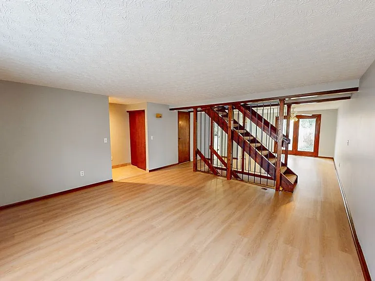 5123 Delancey St — Photo 6