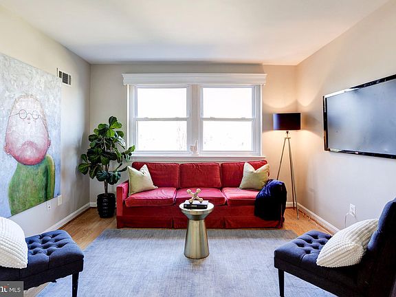 3rd image of 1627 Massachusetts Ave SE APT 104