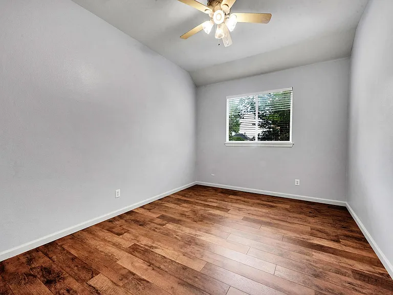 6008 Rock Ridge Dr — Photo 10