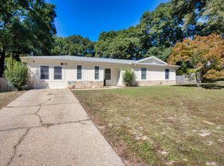 226 Springwood Cir, Crestview, FL 32536