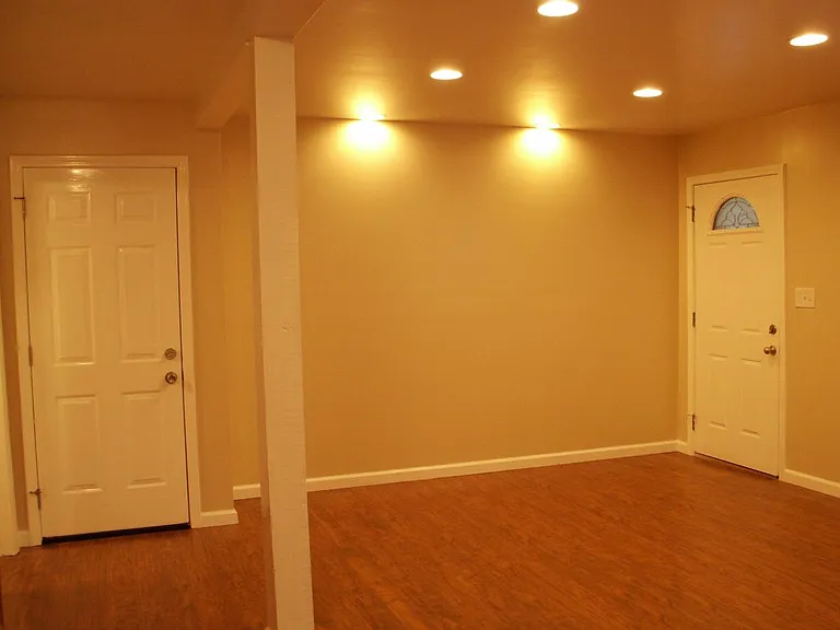 213 Davis Rd #1 — Photo 6