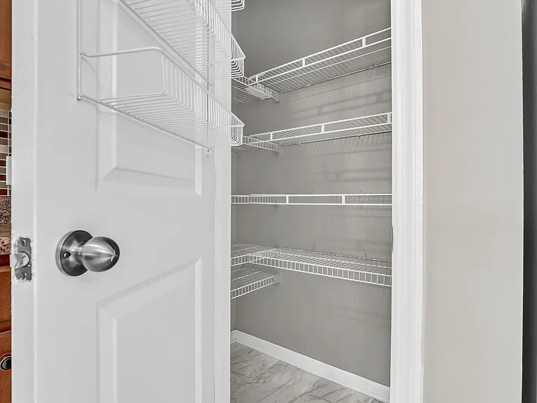 502 Oyster Rock Ln — Photo 11