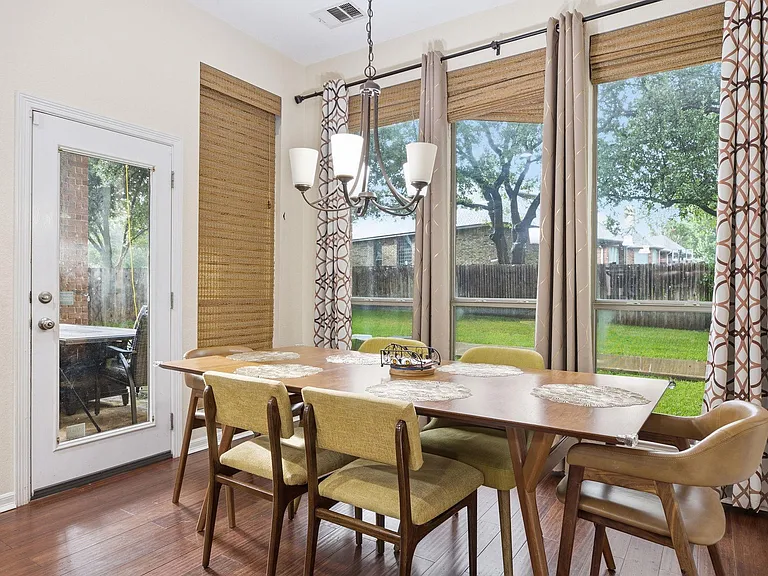 3552 Alexandrite Way — Photo 7