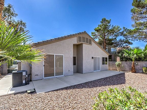 5th image of 3186 Castle Canyon Ave
