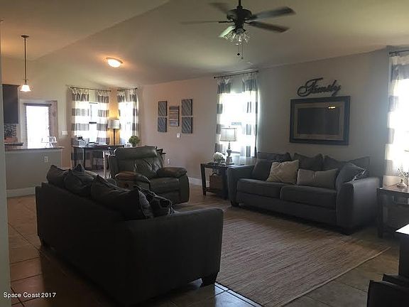 4th image of 1506 Donegal Dr