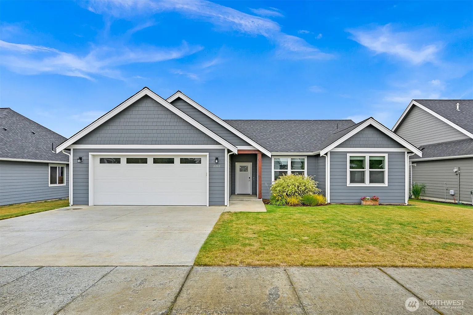 2212 Currant Street photo 1