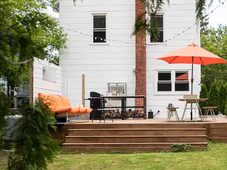 7 Feroe Ave — Photo 1