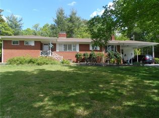 5863 Groometown Rd, High Point, NC 27263