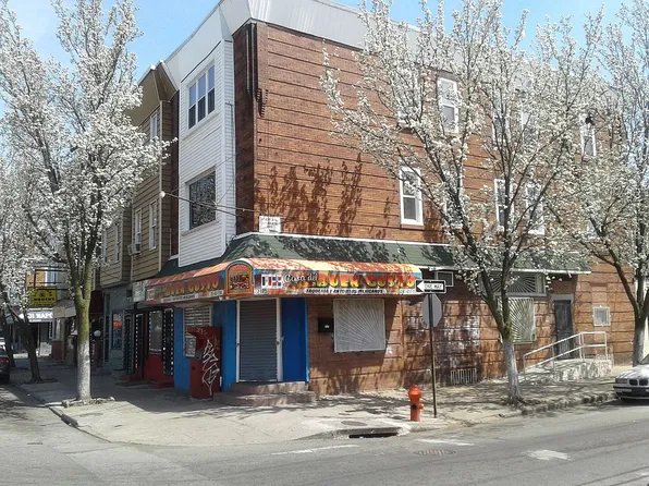 3125 N Front St, Philadelphia, PA 19133