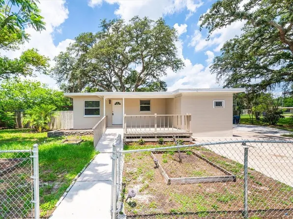 1808 S Club Ct, Tampa, FL 33612