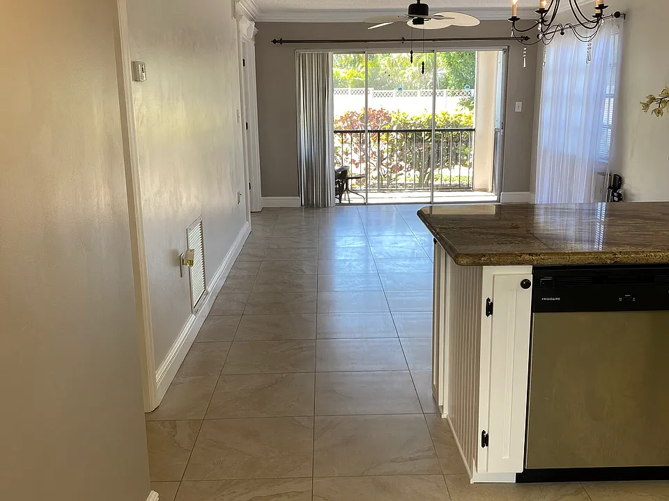 5 High Point Cir W #111