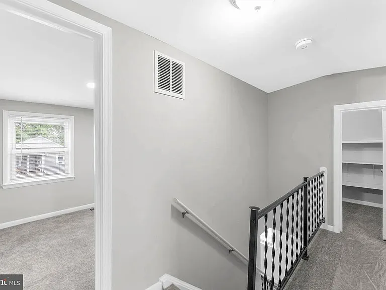 1111 Balboa Ave — Photo 21