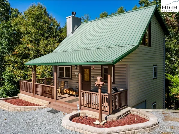 90 Isabelle Rose Way, Piney Creek, NC 28663