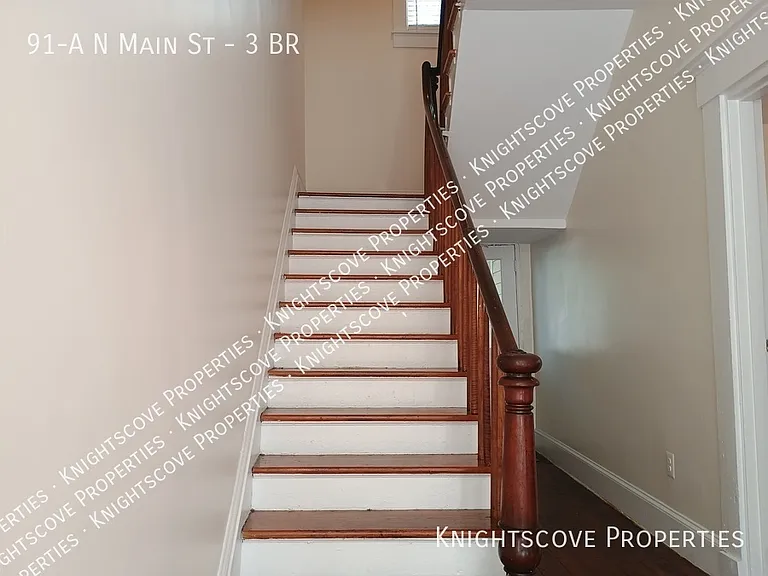 91A N Main St #3 BR — Photo 27